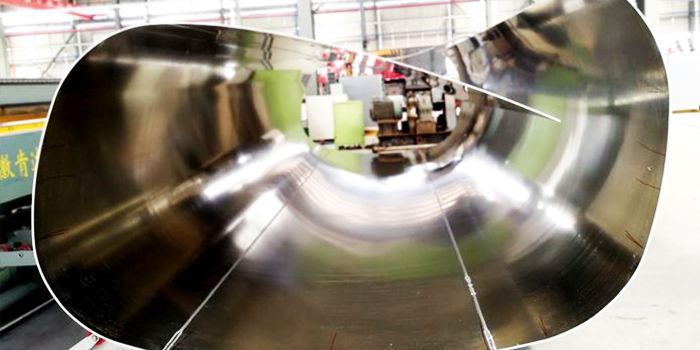 aluminum wide plate being made into a tanker body.jpg